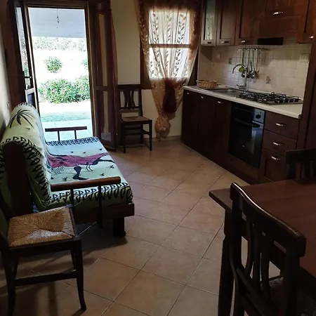 300 Mt Dal Mare * Solanas (Cagliari)