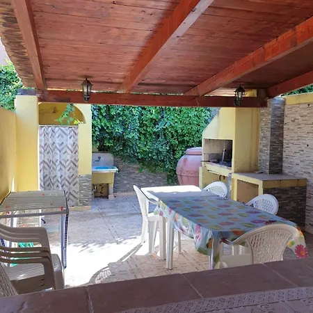 Prázdninový dům 300 Mt Dal Mare Solanas (Cagliari)